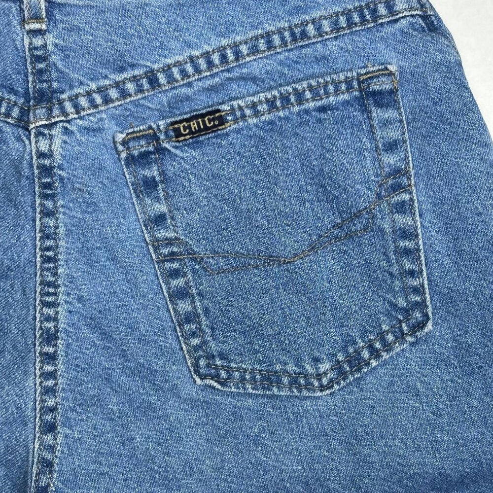 Vintage Chic Blue Jean Shorts Size 10 Average High Rise - Picture 5 of 15